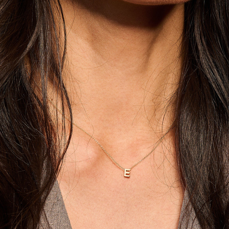 BLUSH 14CT E MINI INITIAL PENDANT