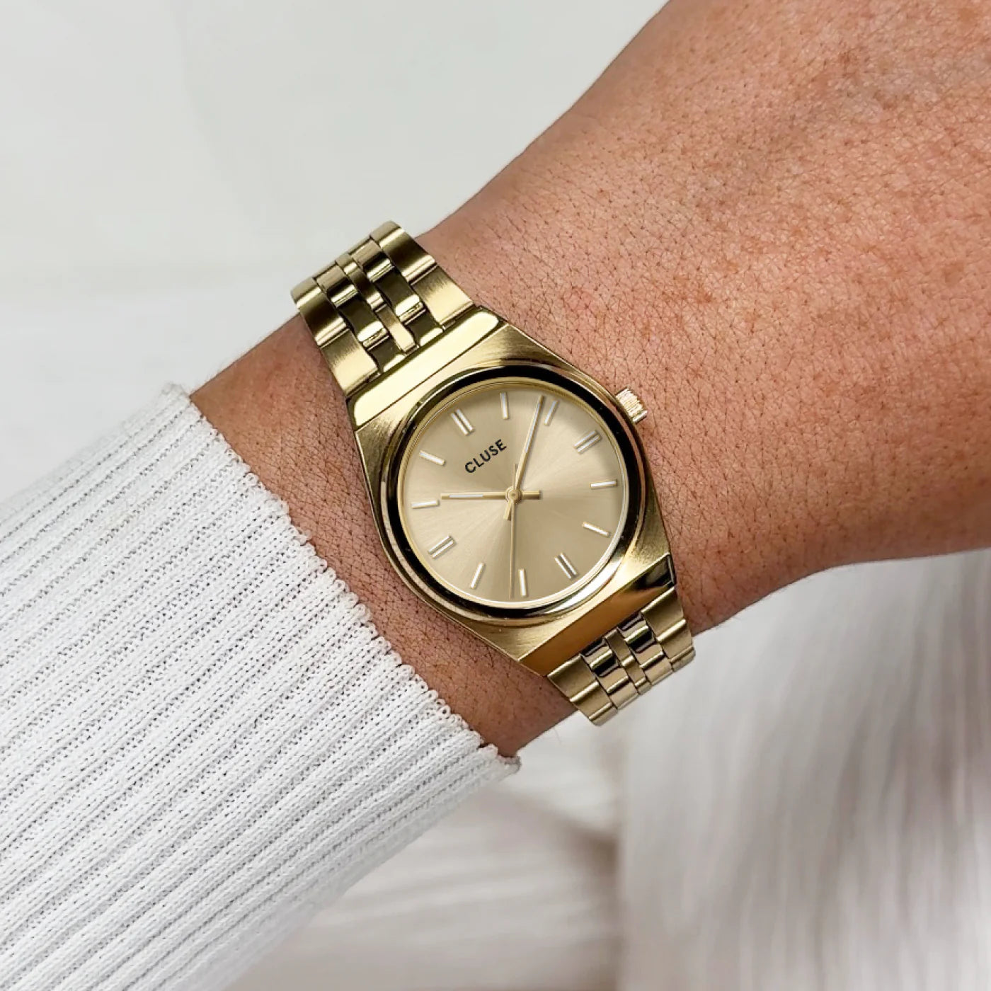 CLUSE RETRO 70S MINI LADIES GOLD STAINLESS STEEL WATCH