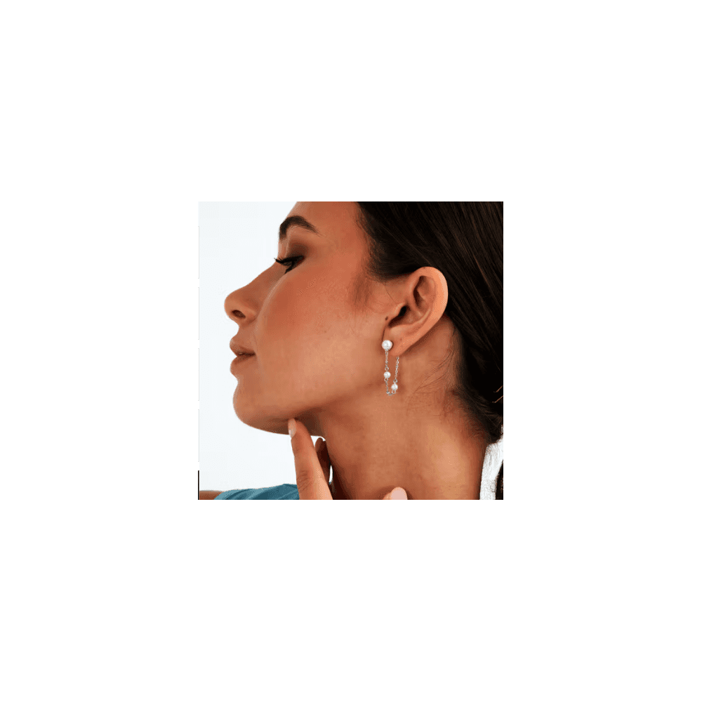 Pearl stud earring with matching pearl drop earring