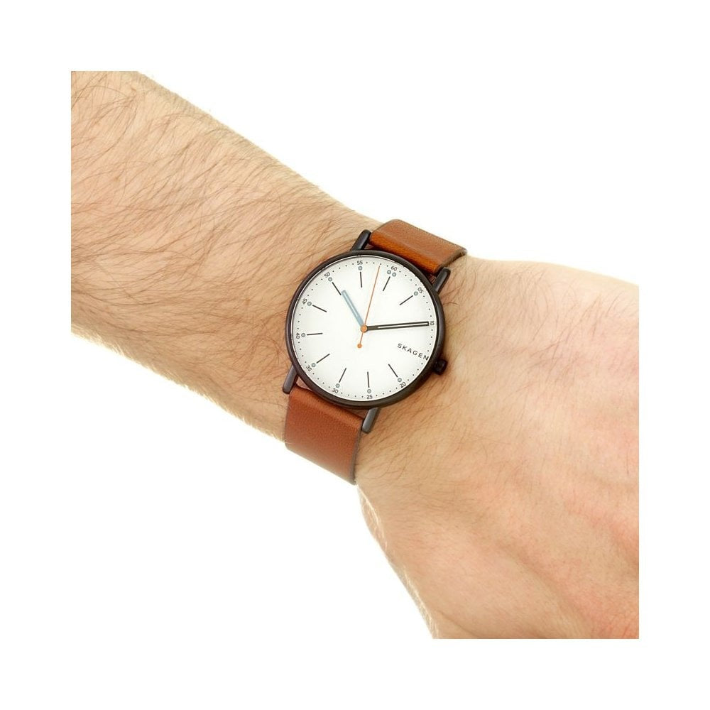 SIGNATURE SLEEK STAINLESS STEEL WATCH WITH BROWN LEATHER STRAP