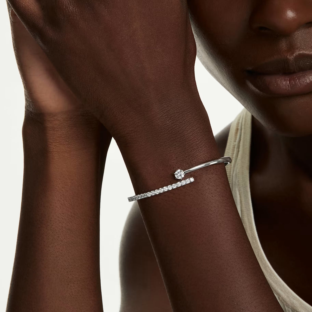 Matrix Round Cut Swarovski Bangle