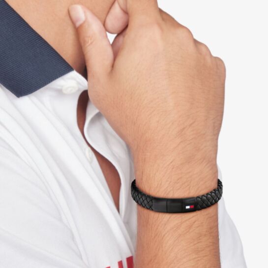 TOMMY HILFIGER BLACK CHUNKY LEATHER BRACELET