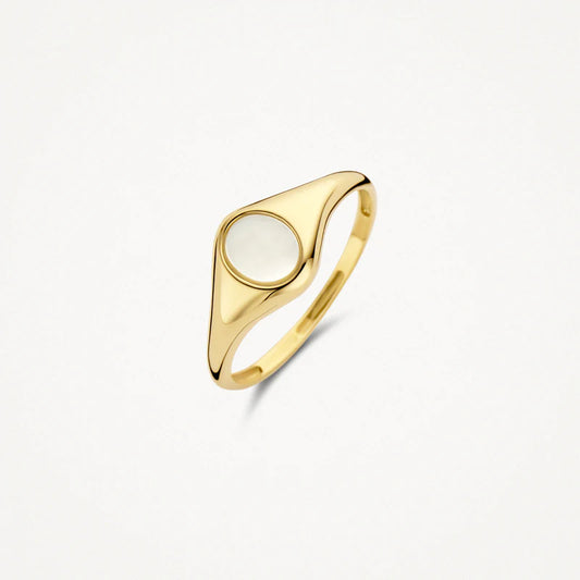 14ct Yellow Gold Pearl Stone Signet Ring