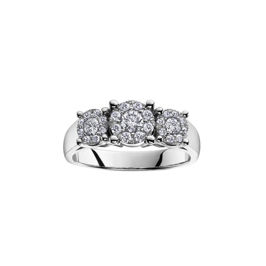 18ct WHITE GOLD THREE STONE ILLUSION SET DIAMOND RING 