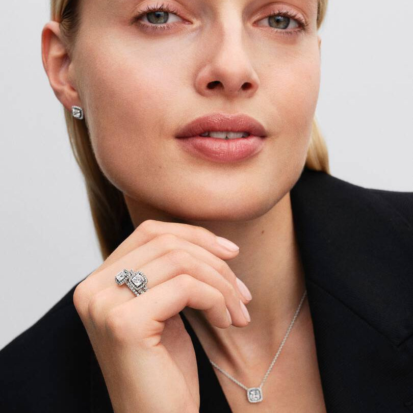 Halo Pendant Collier Necklace