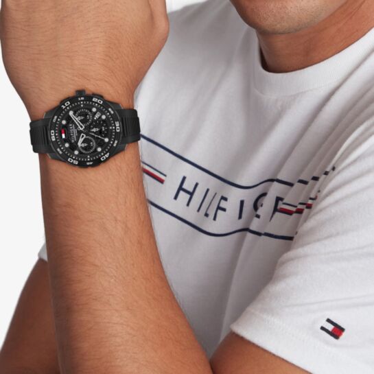 TOMMY HILFIGER BLACK CHRONO GENTS BLACK SILICONE WATCH