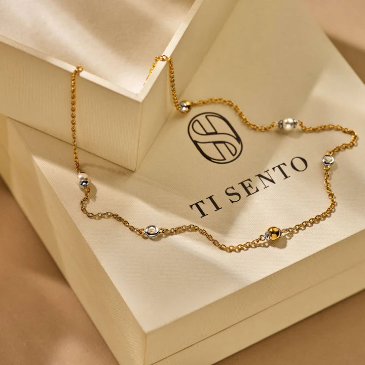 TISENTO GOLD CHAIN WITH PEARLS & ZIRCONIA