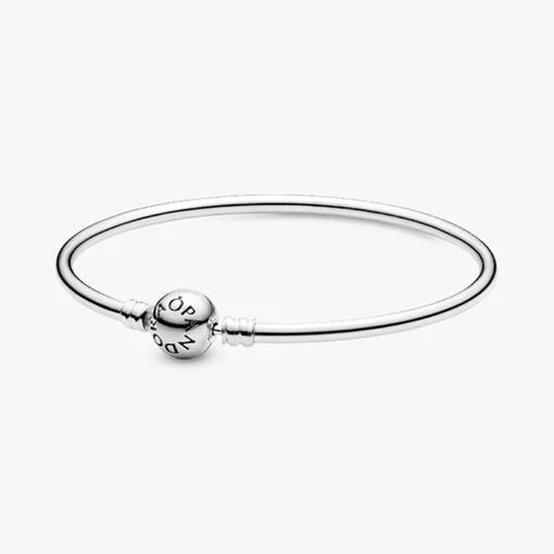 Logo Clasp Bangle