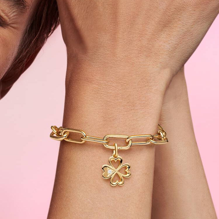 Pandora ME Heart Four-leaf Clover Medallion Charm