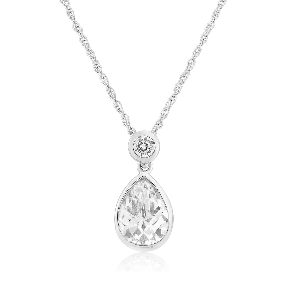 9CT WHITE GOLD CUBIC ZIRCONIA PENDANT WITH A WHITE GOLD 18" WHITE GOLD CHAIN