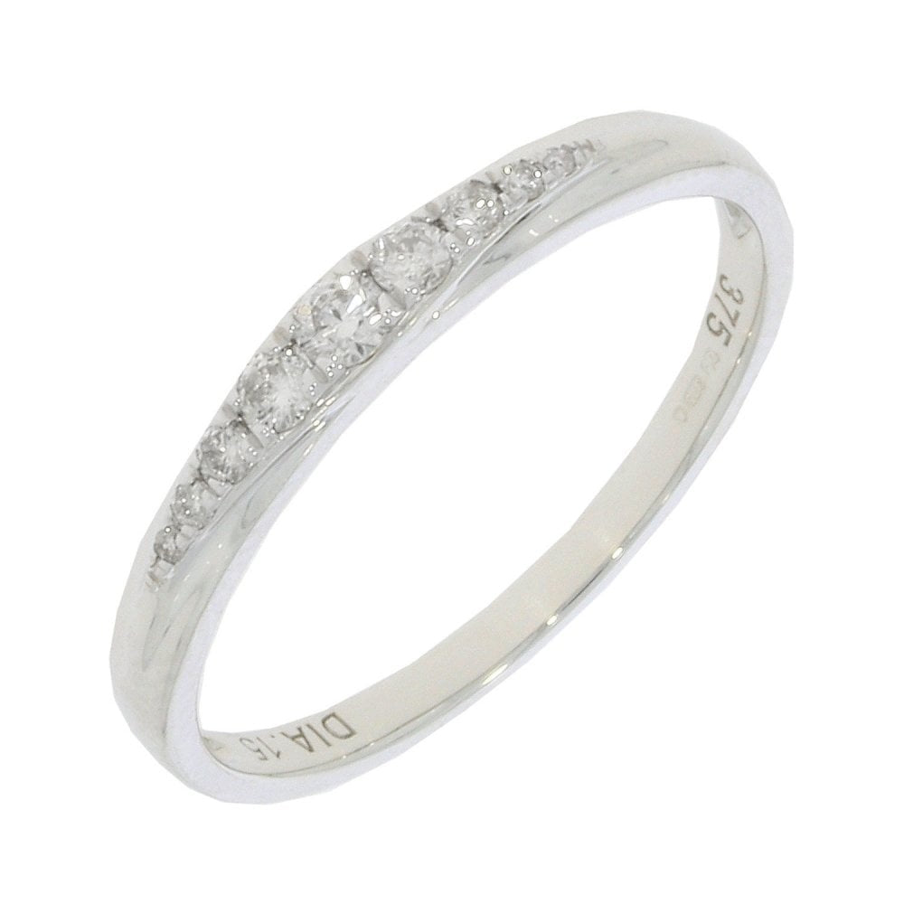 9CT WHITE GOLD GRADUATED DIAMOND BAND WITH 0.15CT DIAMOND