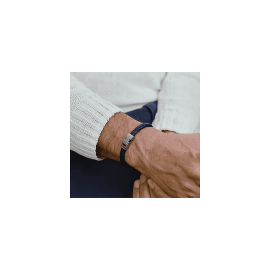 ARCHIE NAVY LEATHER BRACELET