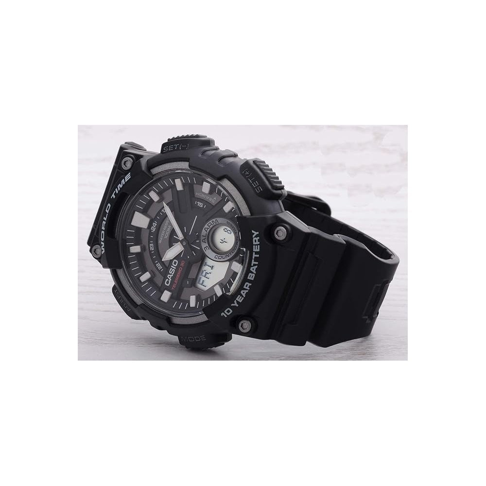 CASIO WORLD TIME 10 YEAR BATTERY DIGITAL GENTS WATCH
