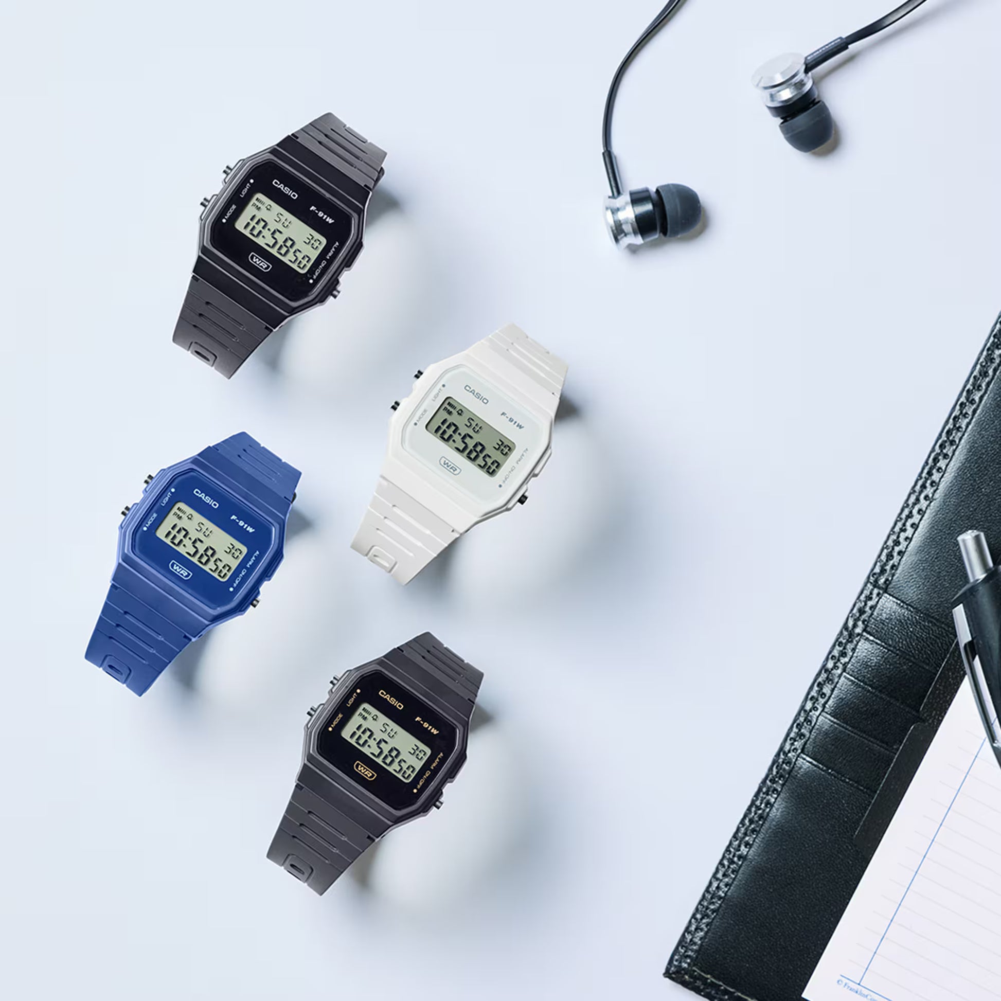 CASIO BLACK RETRO DIGITAL WATCH
