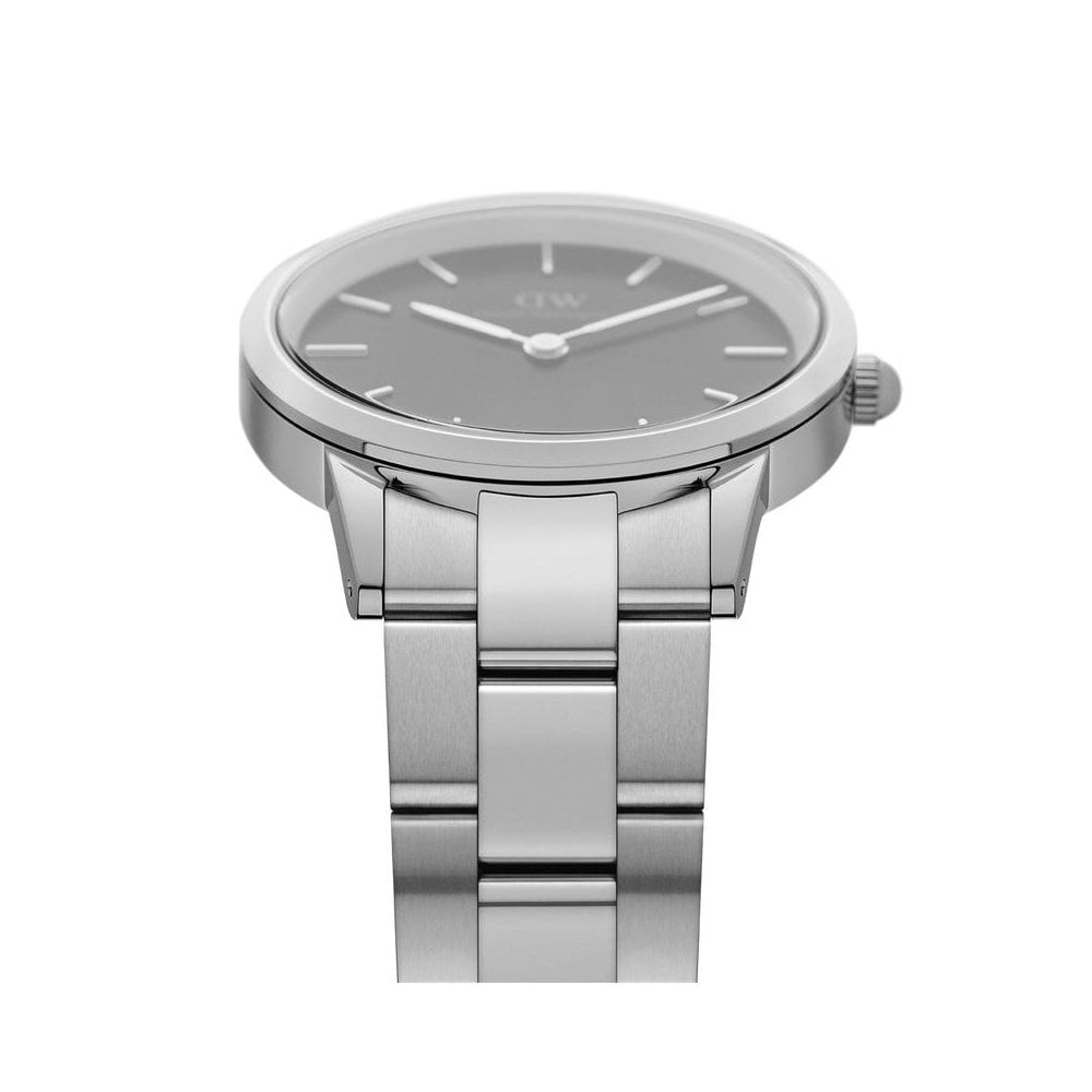 ICONIC LINK STAINLESS STEEL LINK BRACELET WATCH WITH BLACK DIAL