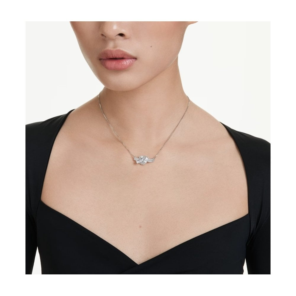MATRIX BAGUETTE KNOT PENDANT