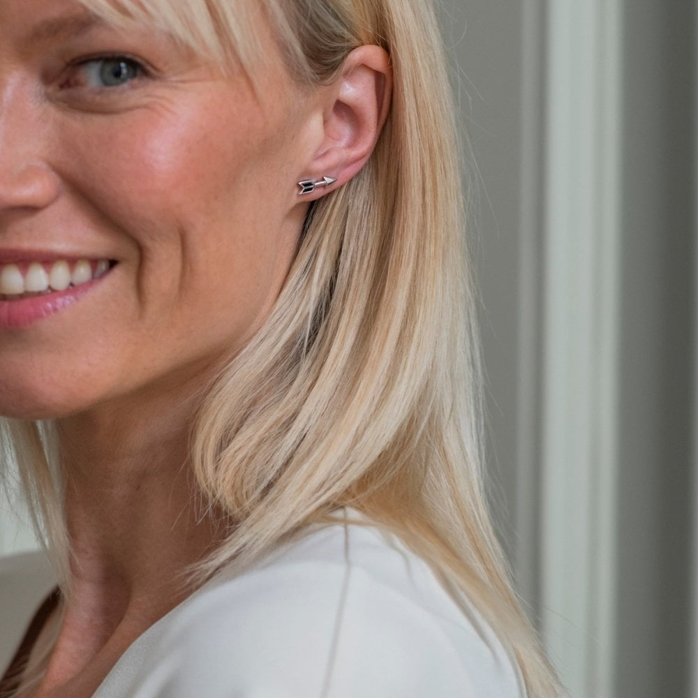 MILANO STERLING SILVER ARROW STUD EARRINGS WITH BLACK ONYX