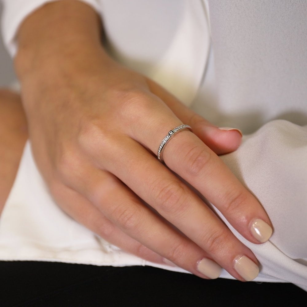 MILANO STERLING SILVER CHANNEL SET RING WITH CENTRE STONE