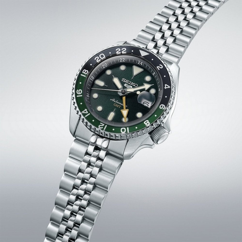 SEIKO 5 SPORTS SKX GMT BLACK & GREEN BEZEL, GREEN DIAL GENTS AUTOMATIC WATCH