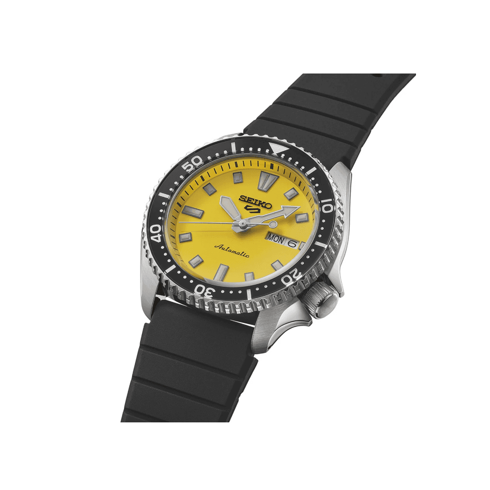 SEIKO 5 SPORTS SKX YELLOW DIAL AUTOMATIC GENTS SILLICONE WATCH