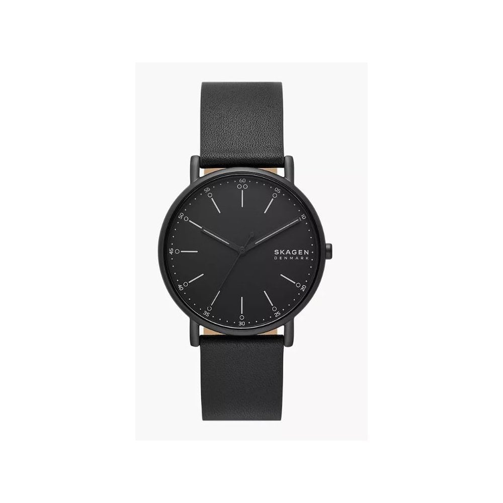 Signatur, Black Dial Three-Hand Black Leather Gents Watch