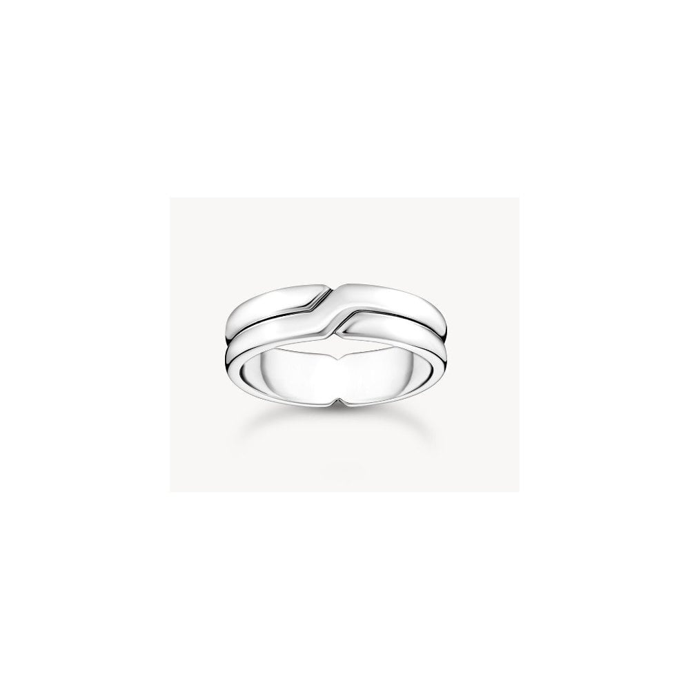Silver crossed ring size 64