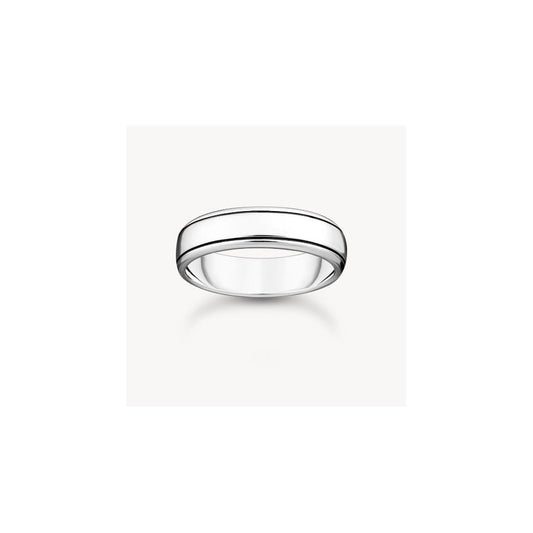 Silver ring with lines size 62