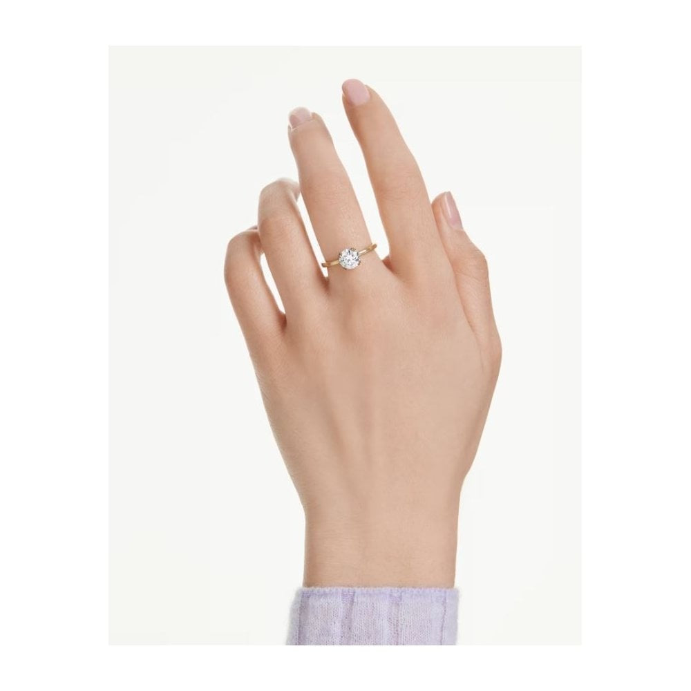 Stilla Attract cocktail ring Round cut, White, Gold-tone plated