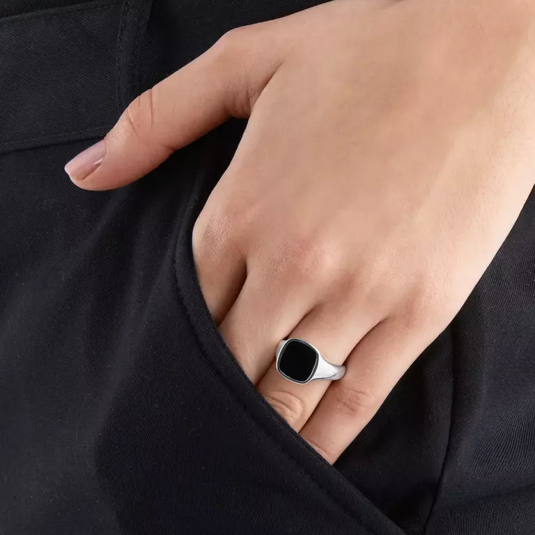 THOMAS SABO BLACK SIGNET RING