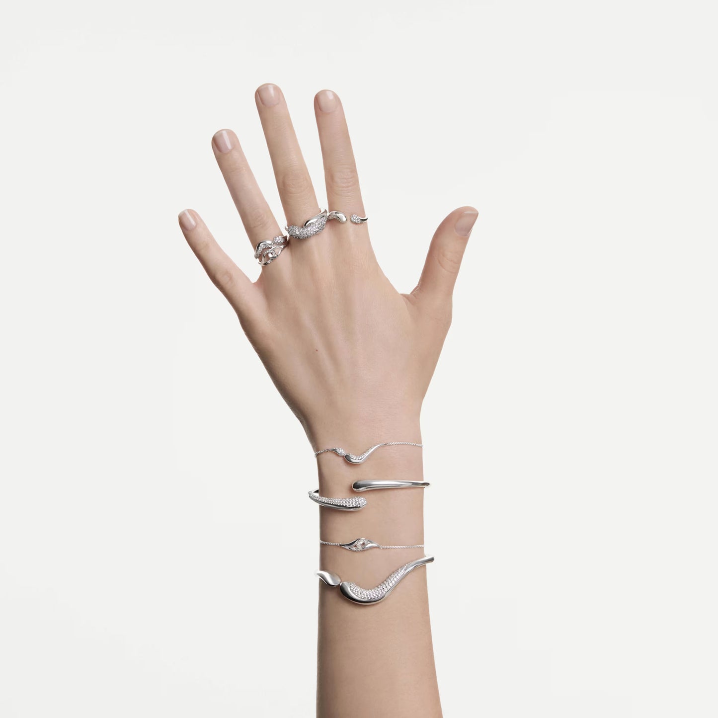 Classica Interlocking Swarovski Ring