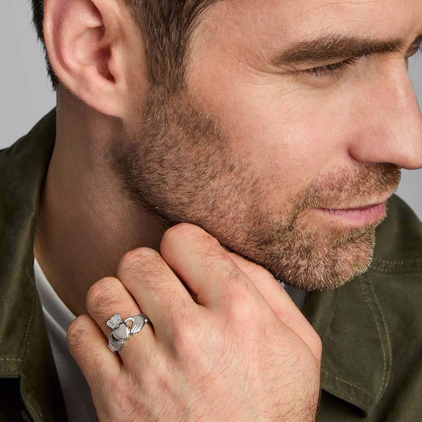 SOLVAR STERLING SILVER CLADDAGH RING